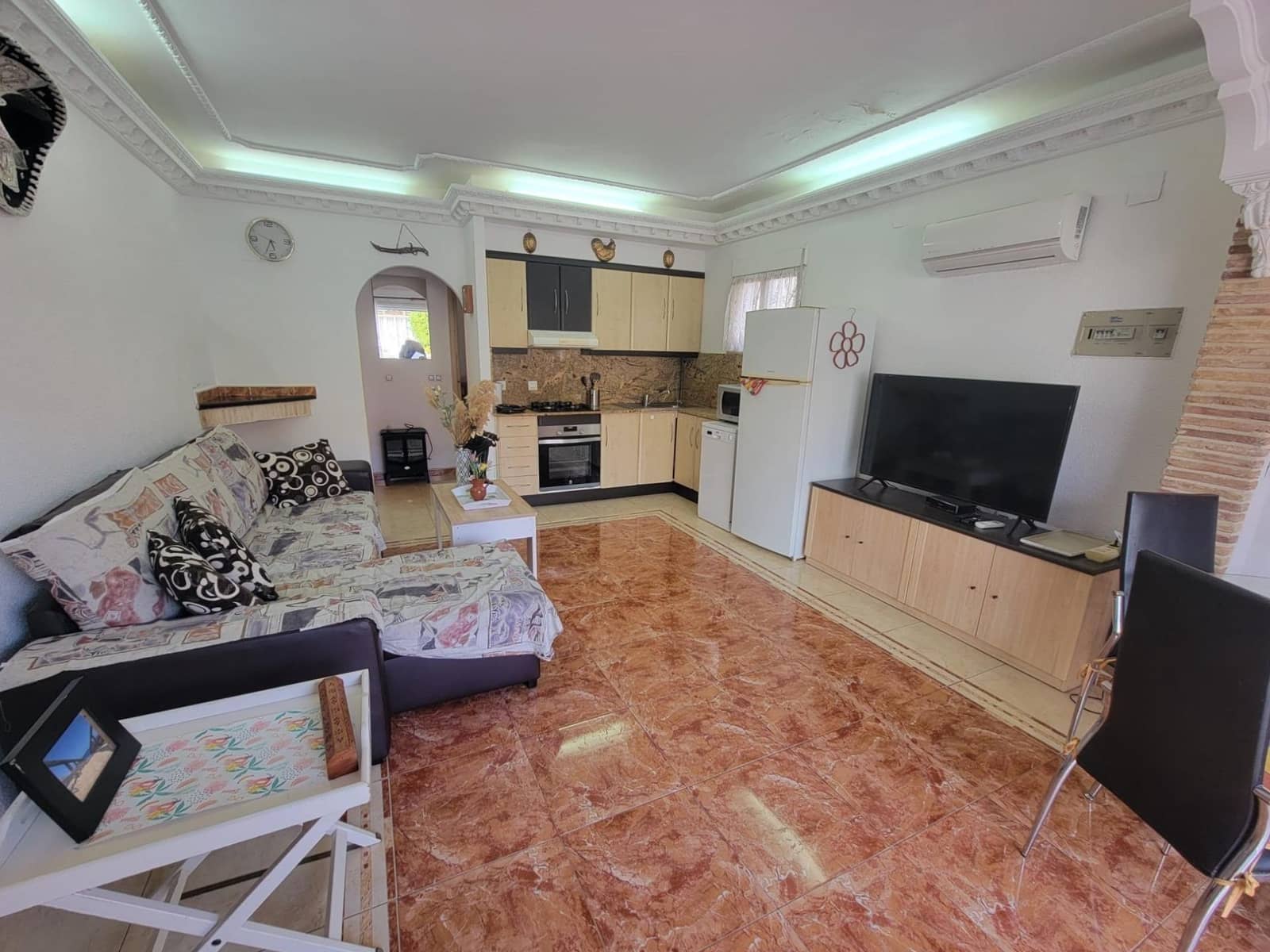 2 soveværelse Rækkehus til salg i El Chaparral - € 138.000 (Ref: 9862061)