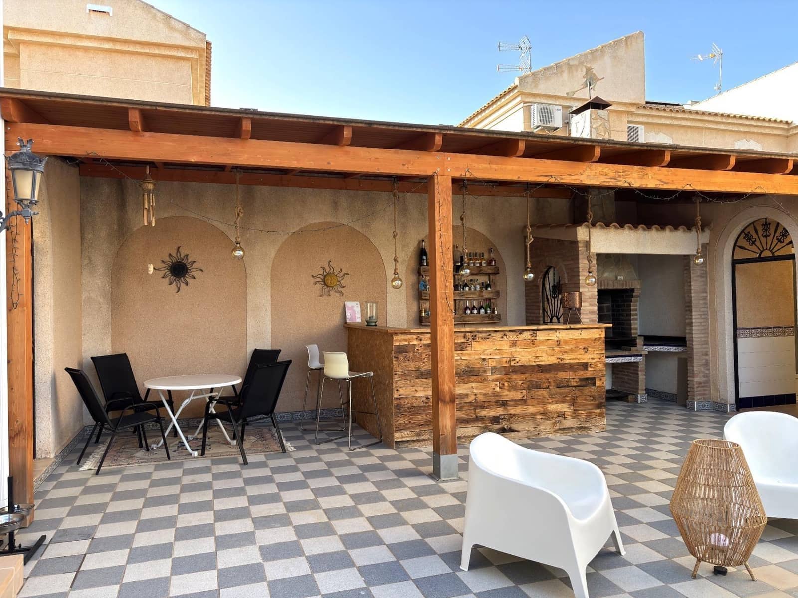 7 soverom Villa til salgs i Torre de la Horadada med svømmebasseng - € 850 000 (Ref: 9865408)