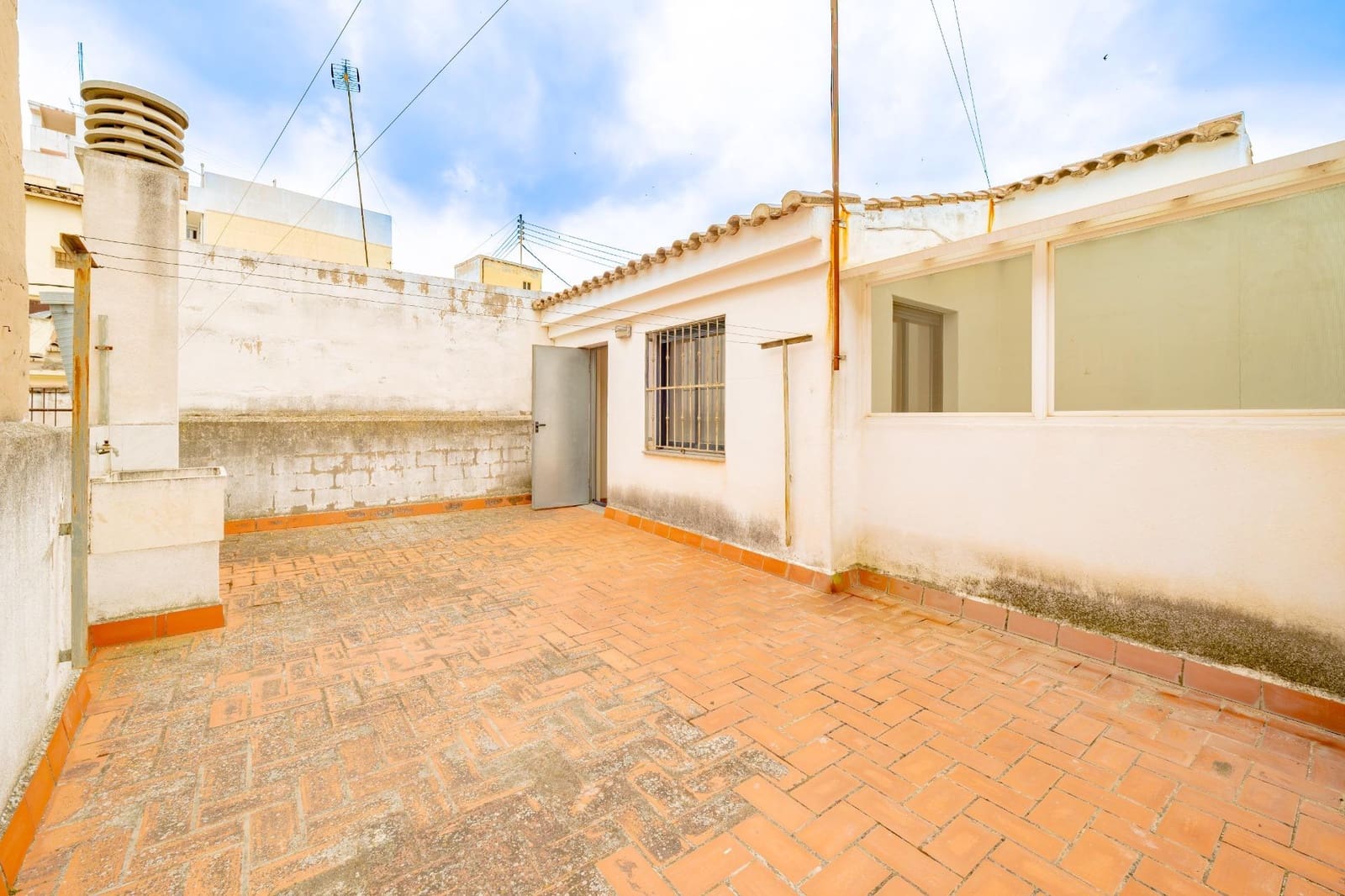 4 sypialnia Dom na sprzedaż w Castello de la Plana z garażem - 380 000 € (Ref: 9868901)