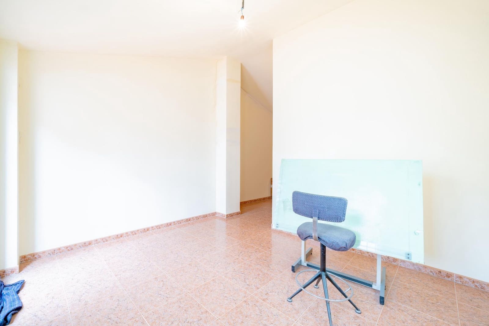 4 sypialnia Dom na sprzedaż w Castello de la Plana z garażem - 380 000 € (Ref: 9868901)