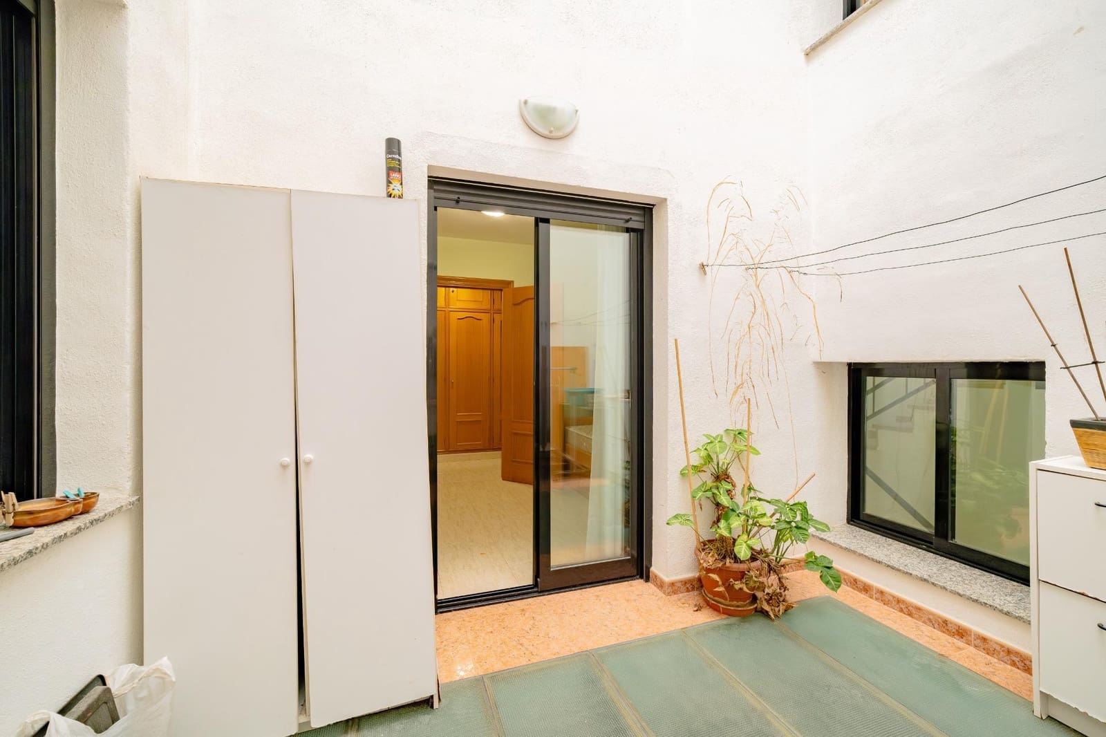4 sypialnia Dom na sprzedaż w Castello de la Plana z garażem - 380 000 € (Ref: 9868901)