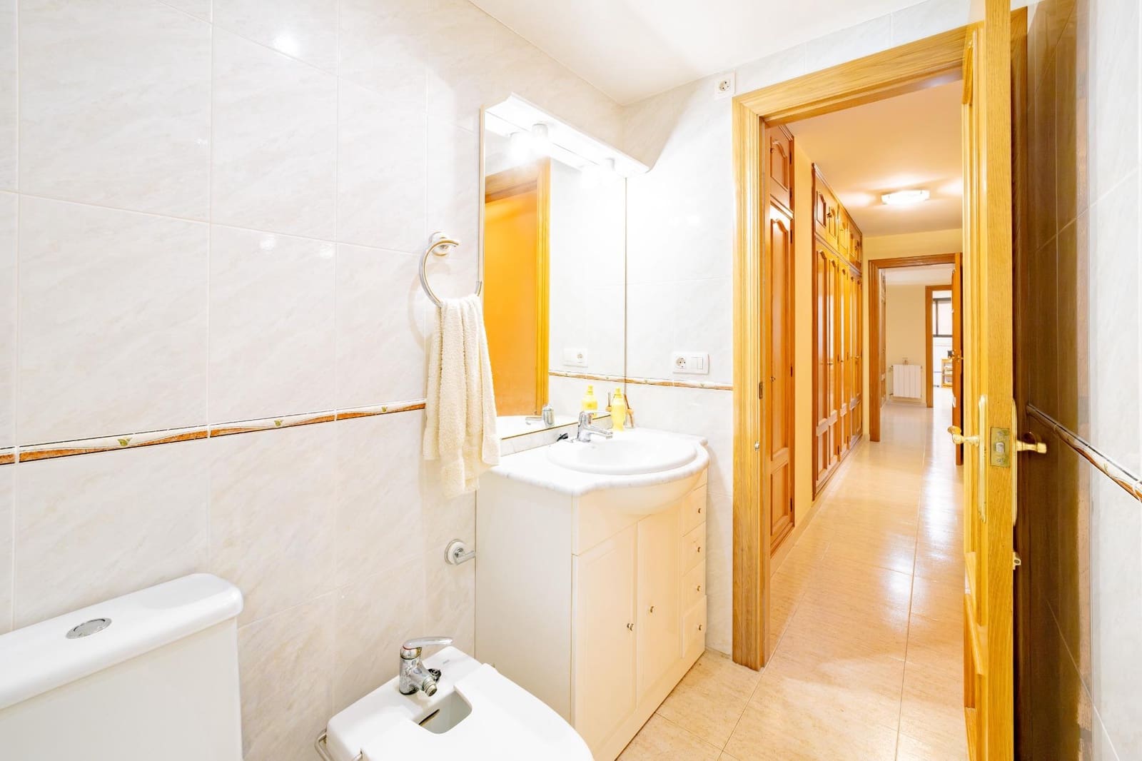 4 sypialnia Dom na sprzedaż w Castello de la Plana z garażem - 380 000 € (Ref: 9868901)