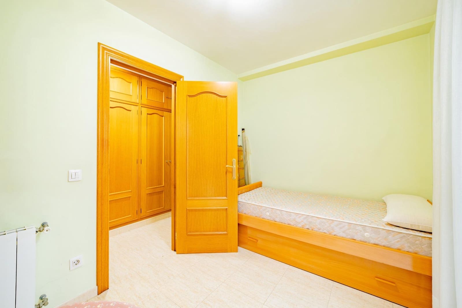 4 sypialnia Dom na sprzedaż w Castello de la Plana z garażem - 380 000 € (Ref: 9868901)