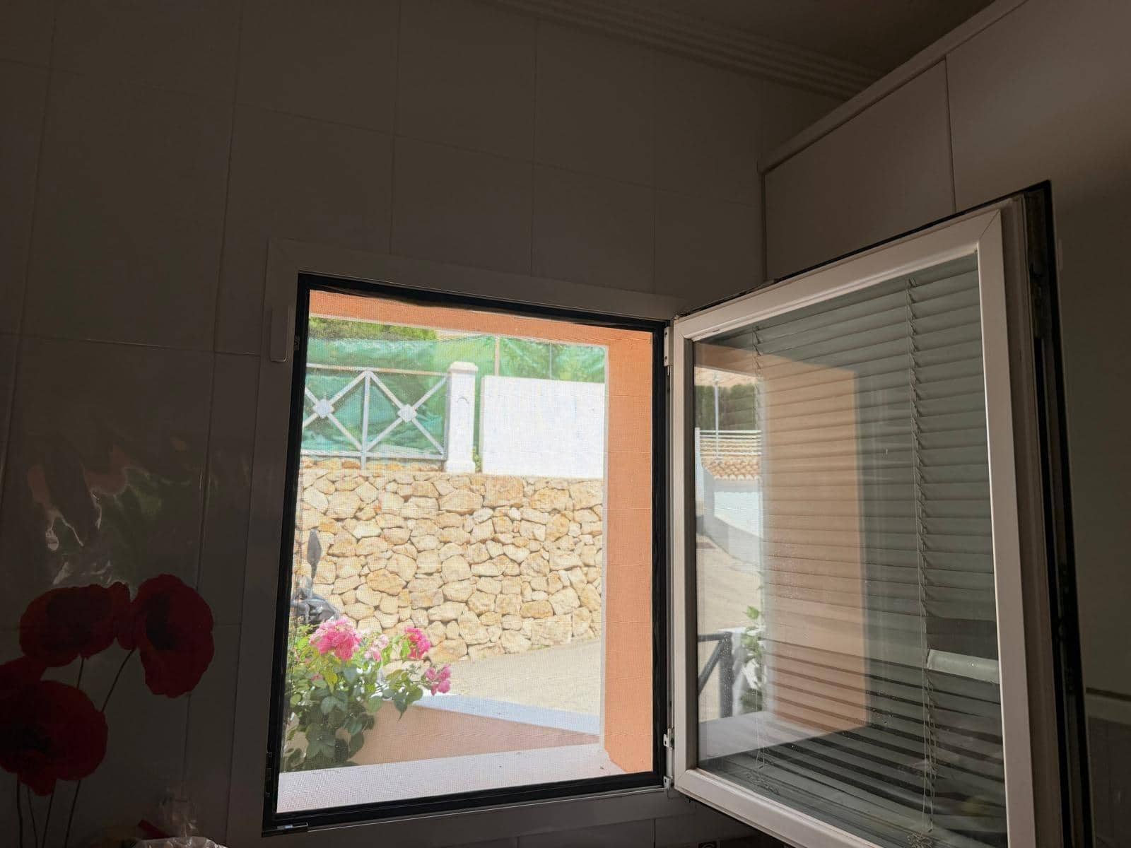 Adosado de 2 habitaciones en Calpe / Calp en venta con piscina garaje - 285.000 € (Ref: 9885059)