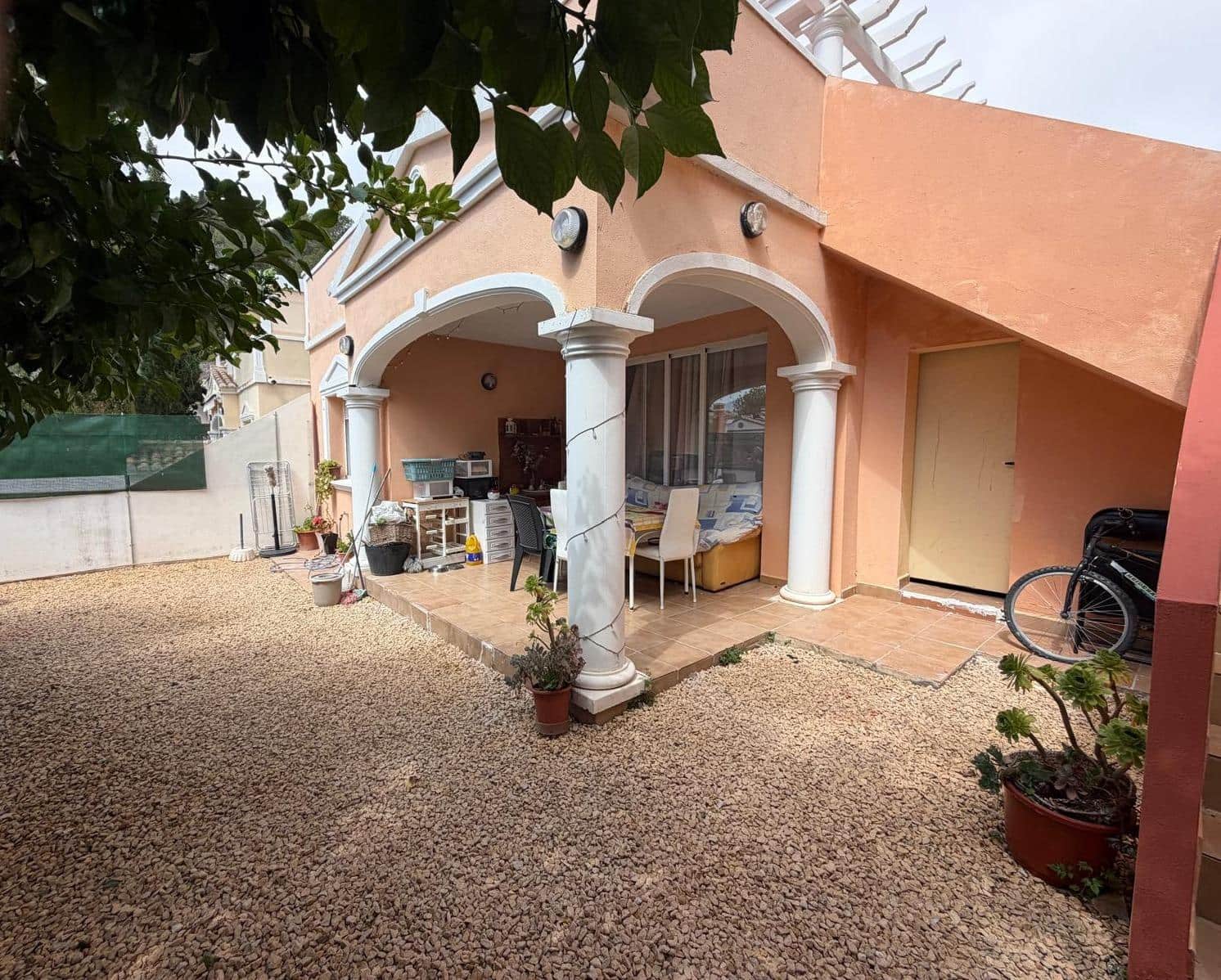 Adosado de 2 habitaciones en Calpe / Calp en venta con piscina garaje - 285.000 € (Ref: 9885059)