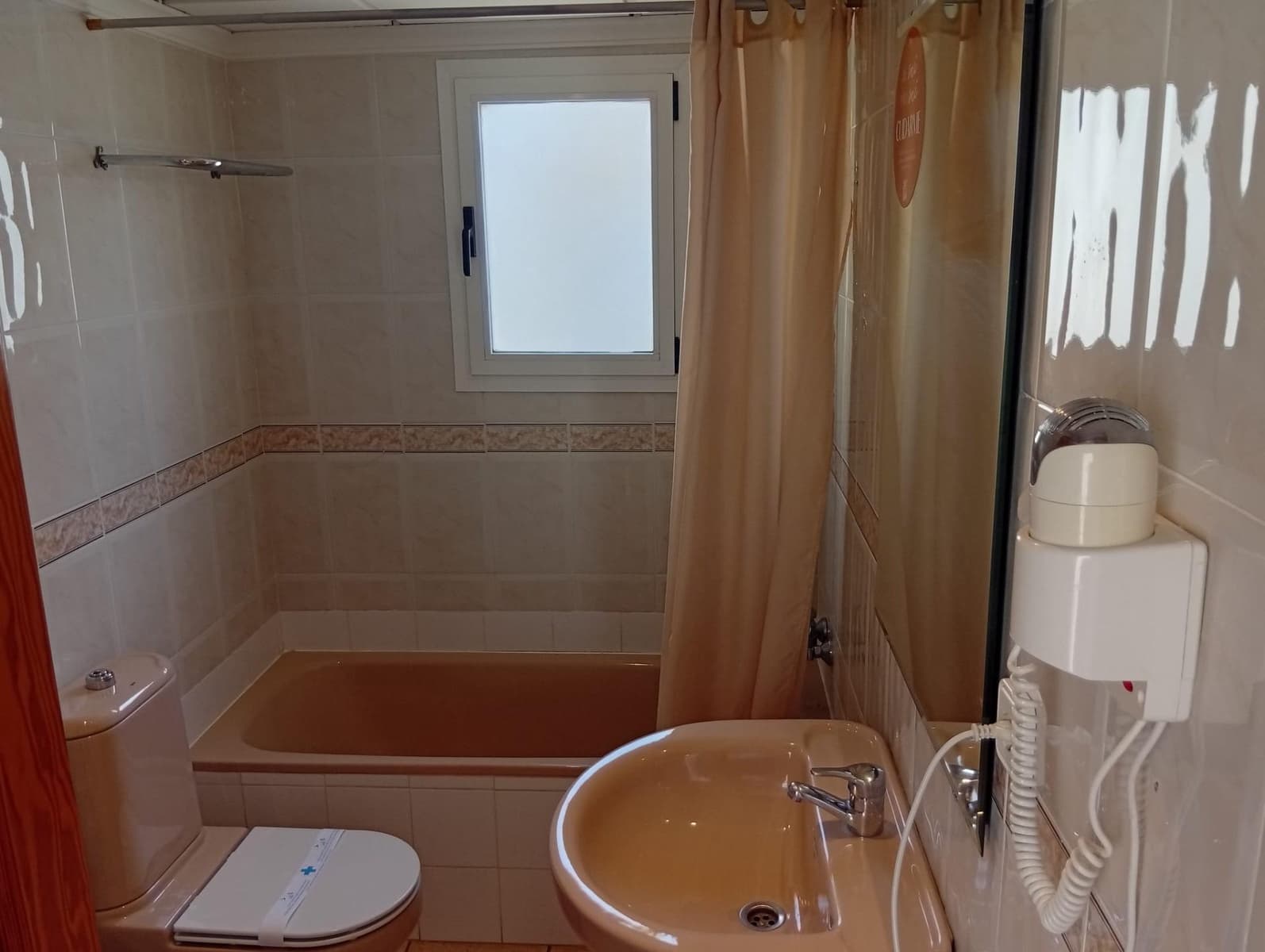 1 sovrum Bungalow till salu i Calpe / Calp med pool - 180 000 € (Ref: 9885060)