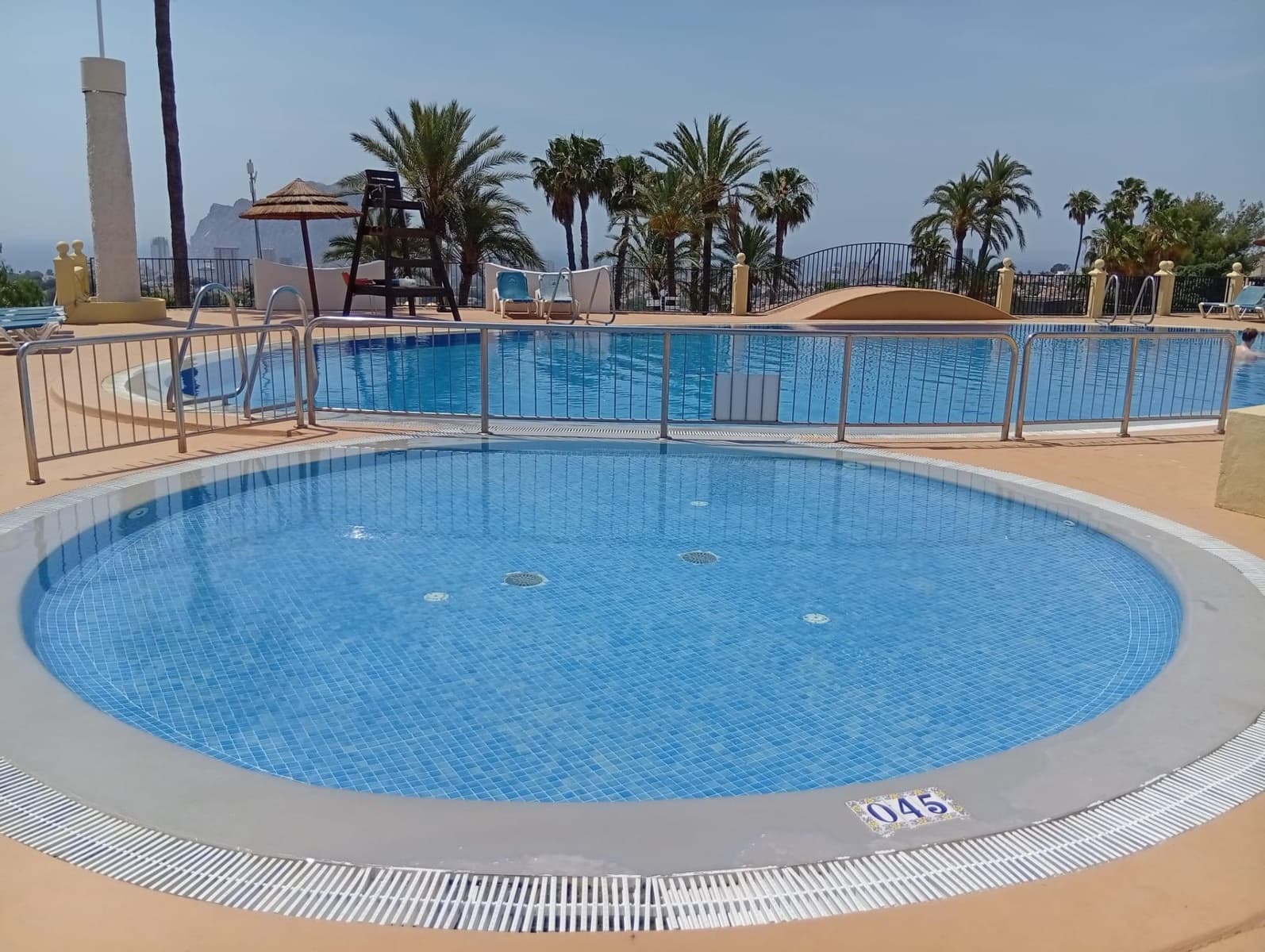 1 sovrum Bungalow till salu i Calpe / Calp med pool - 180 000 € (Ref: 9885060)