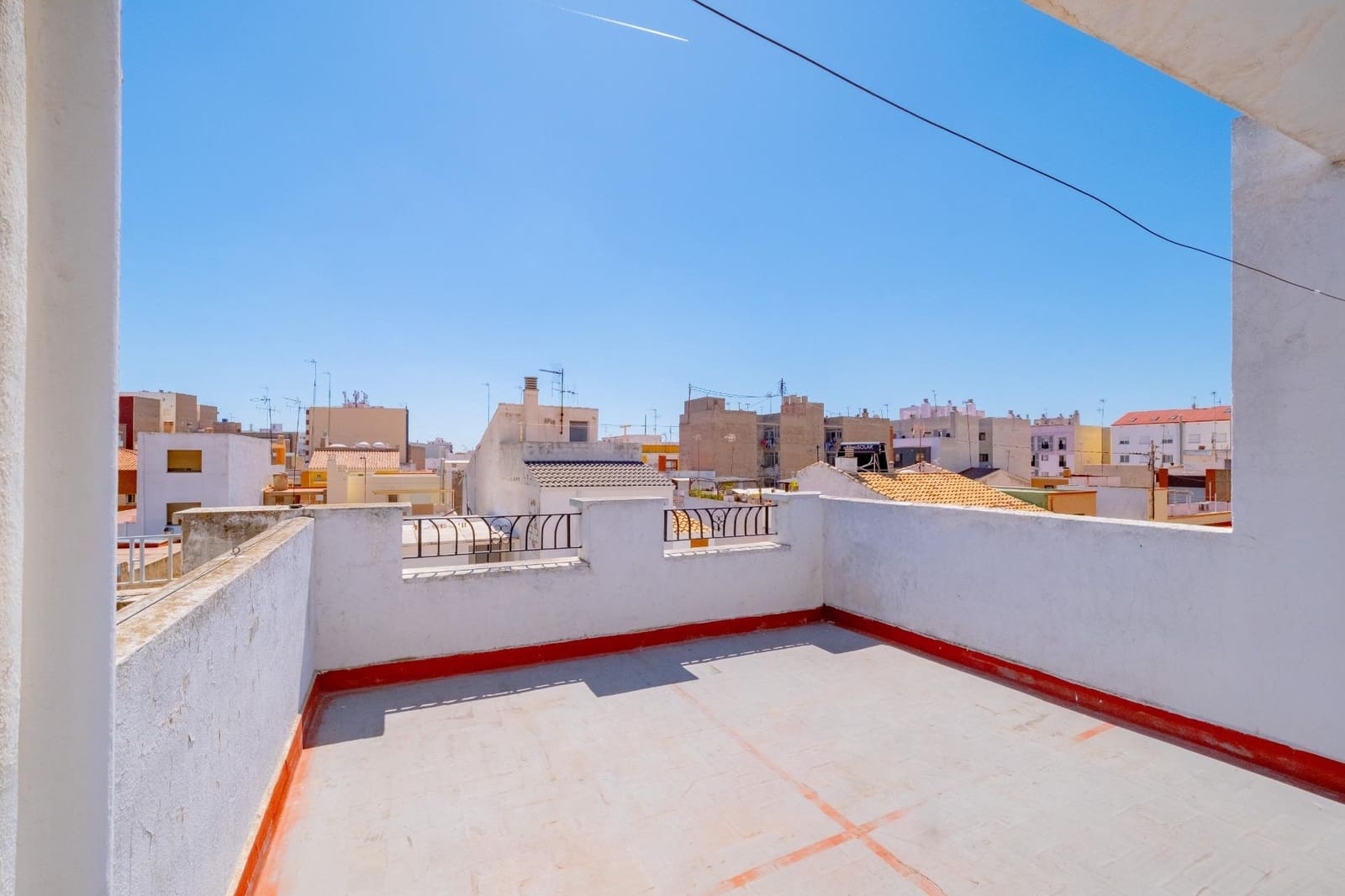 Piso de 3 habitaciones en Almassora / Almazora en venta - 89.000 € (Ref: 9894098)