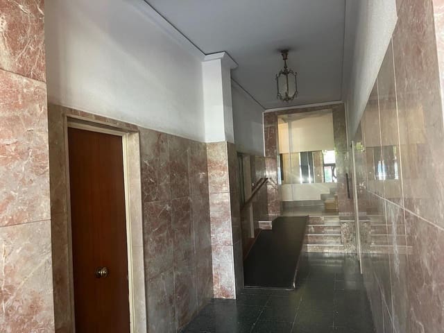 3 Zimmer Wohnung zu verkaufen in Centro, Castelló de la Plana - 159.000 € (Ref: 9927660)