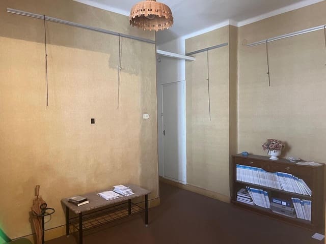 3 Zimmer Wohnung zu verkaufen in Centro, Castelló de la Plana - 159.000 € (Ref: 9927660)