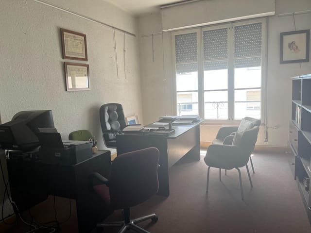 3 Zimmer Wohnung zu verkaufen in Centro, Castelló de la Plana - 159.000 € (Ref: 9927660)