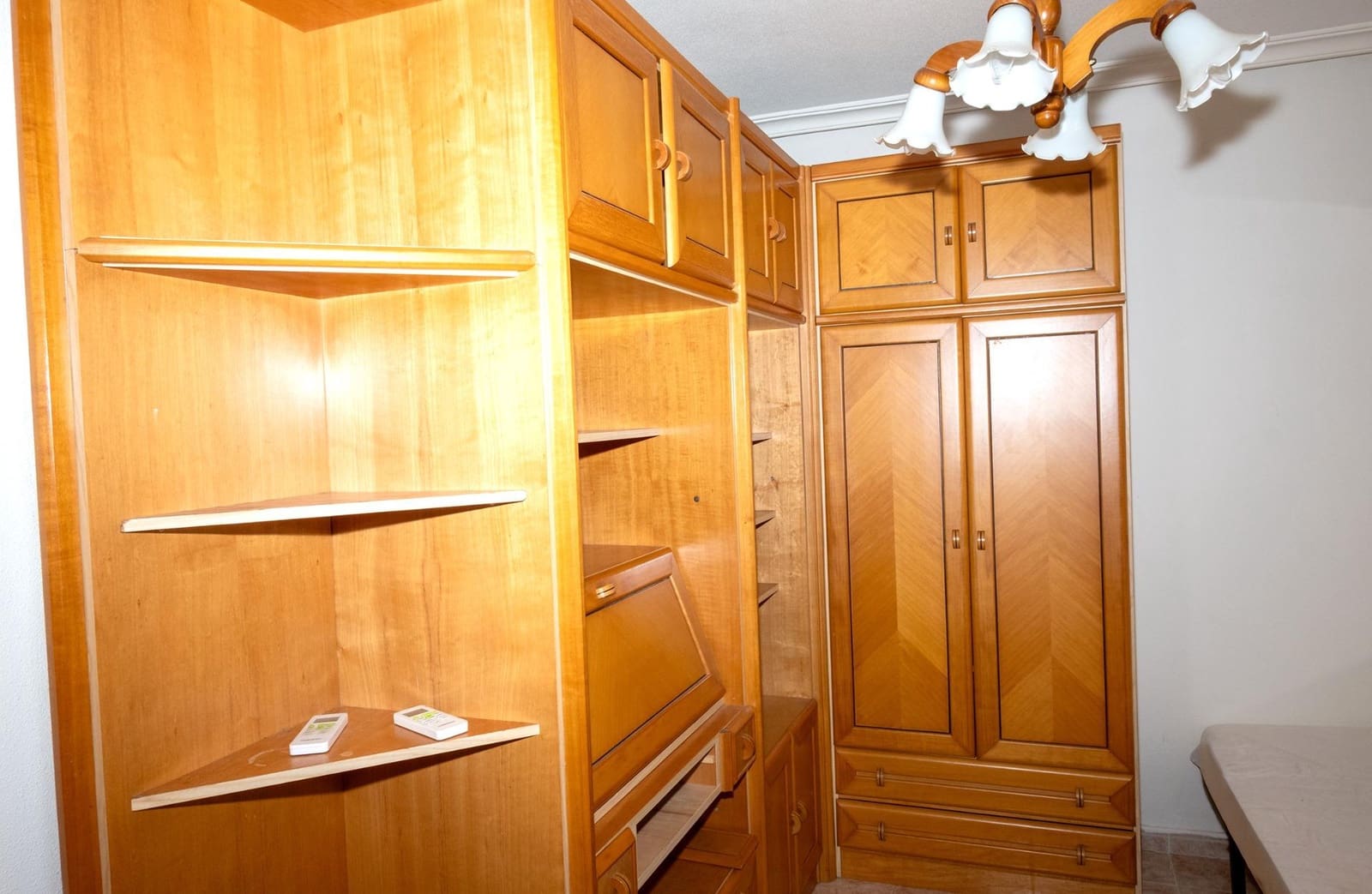 4 bedroom Villa for sale in Aguas Nuevas with garage - € 425,000 (Ref: 9927671)