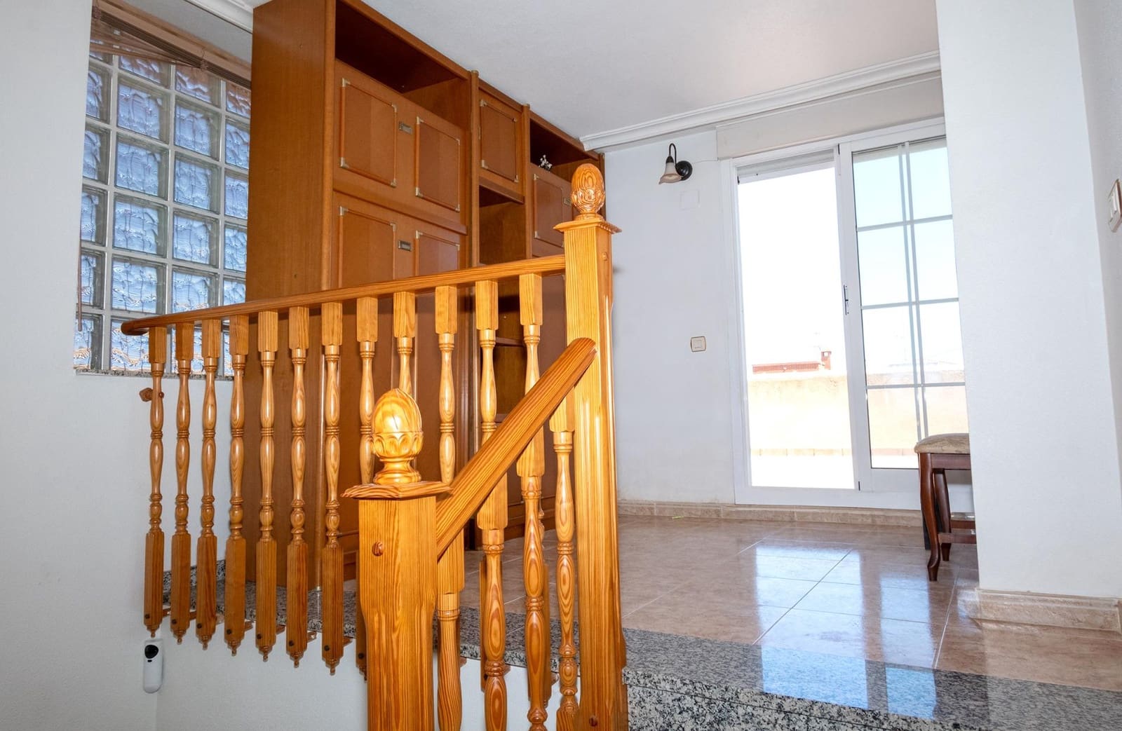 4 bedroom Villa for sale in Aguas Nuevas with garage - € 425,000 (Ref: 9927671)
