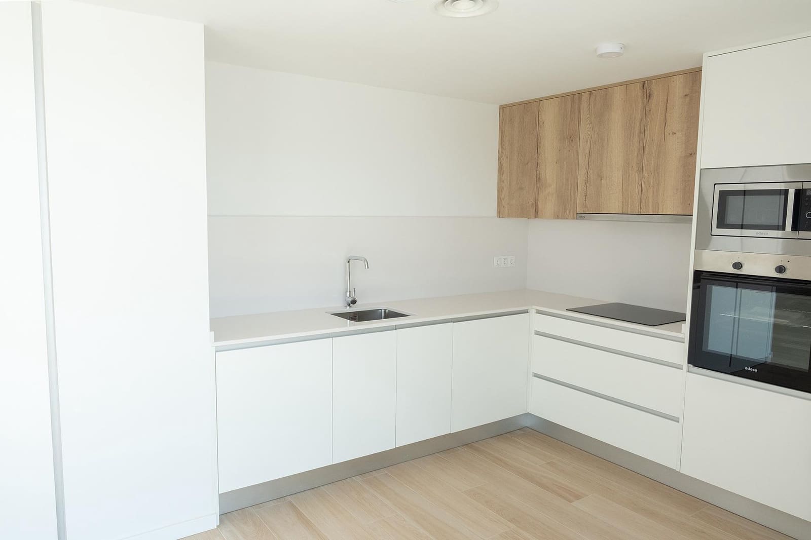 3 sypialnia Penthouse na sprzedaż w Orihuela Costa z basenem garażem - 520 000 € (Ref: 9940388)