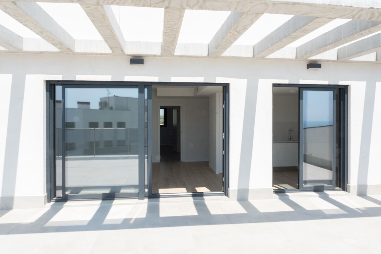 3 sypialnia Penthouse na sprzedaż w Orihuela Costa z basenem garażem - 520 000 € (Ref: 9940388)