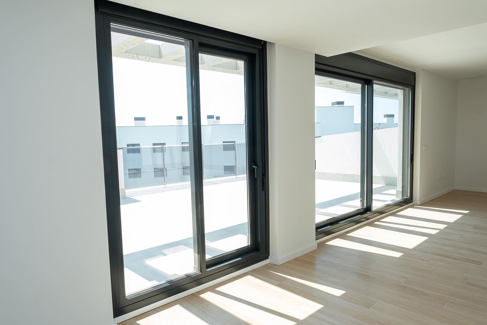 3 sypialnia Penthouse na sprzedaż w Orihuela Costa z basenem garażem - 520 000 € (Ref: 9940388)