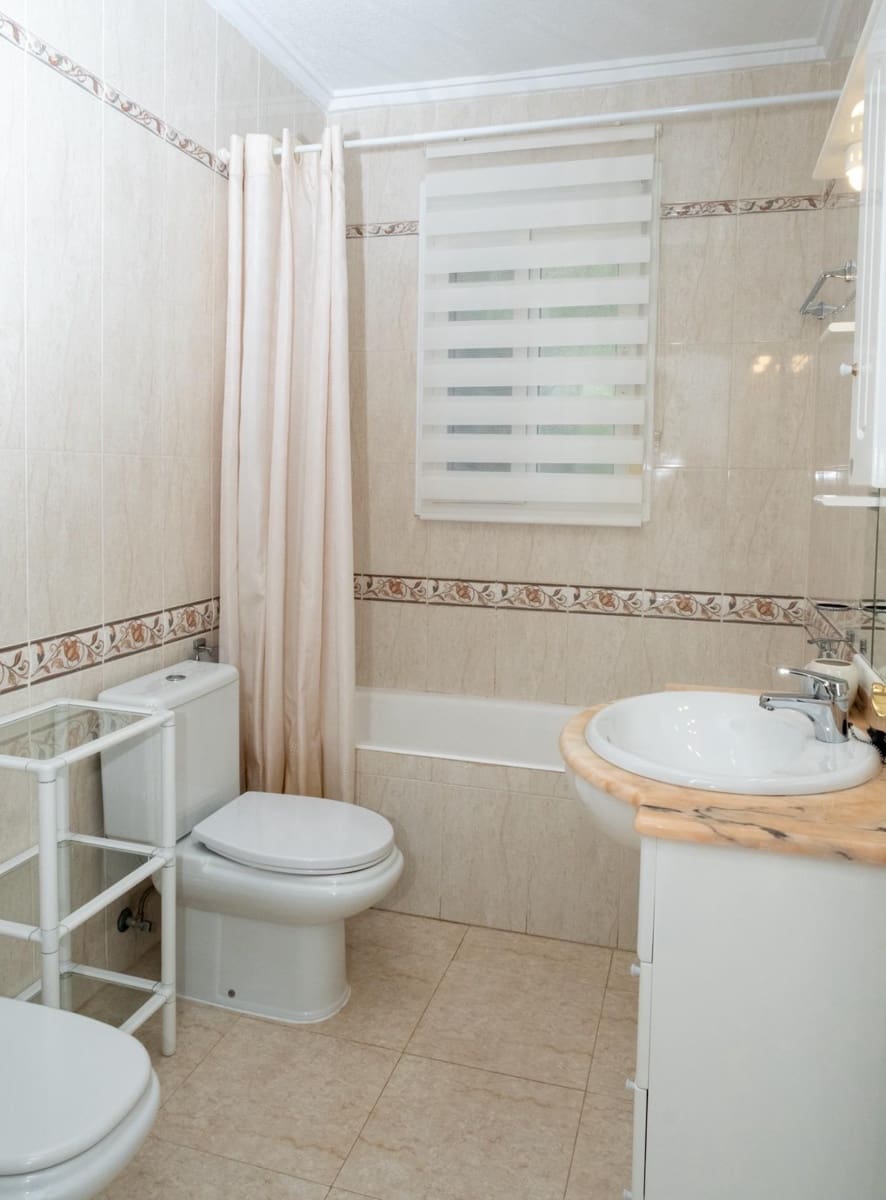 Chalet de 3 habitaciones en Doña Pepa en venta con piscina garaje - 449.900 € (Ref: 9950015)
