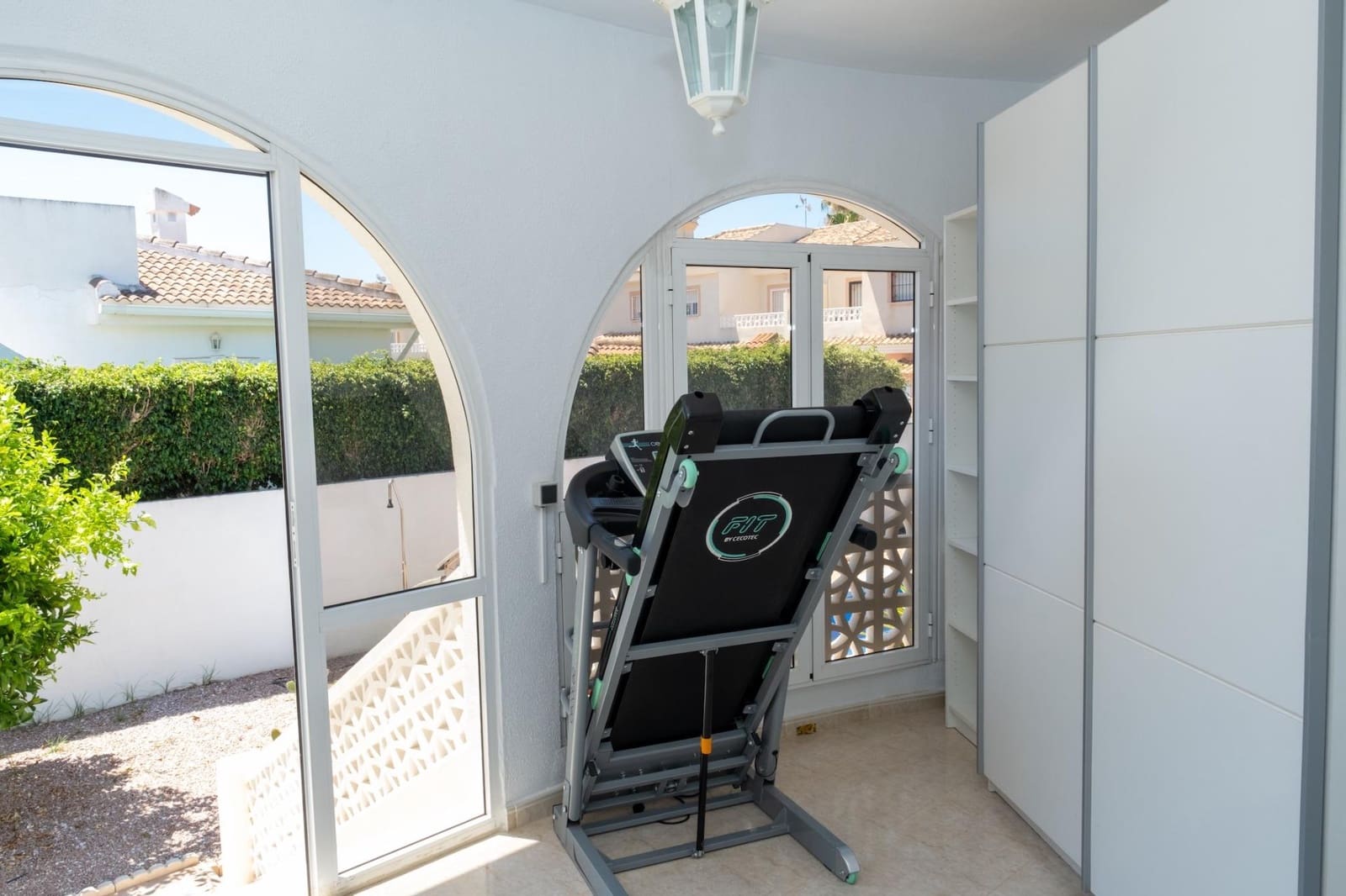 Chalet de 3 habitaciones en Doña Pepa en venta con piscina garaje - 449.900 € (Ref: 9950015)