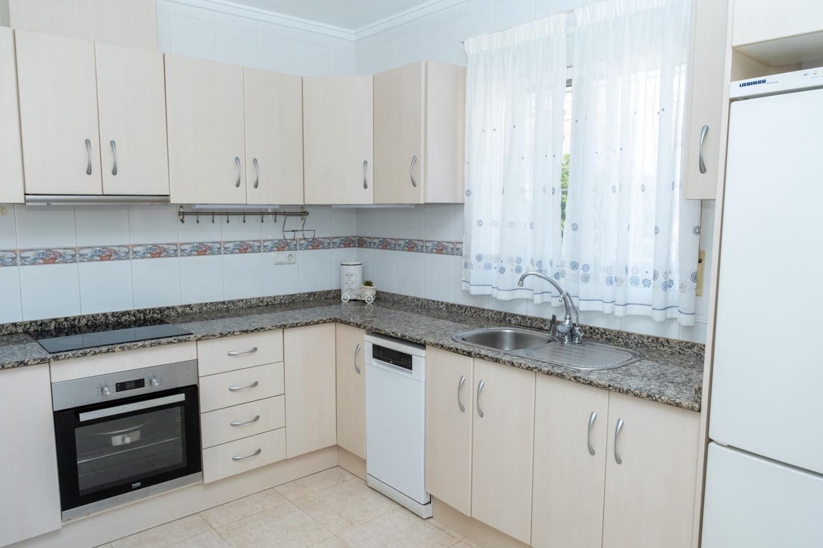 Chalet de 3 habitaciones en Doña Pepa en venta con piscina garaje - 449.900 € (Ref: 9950015)