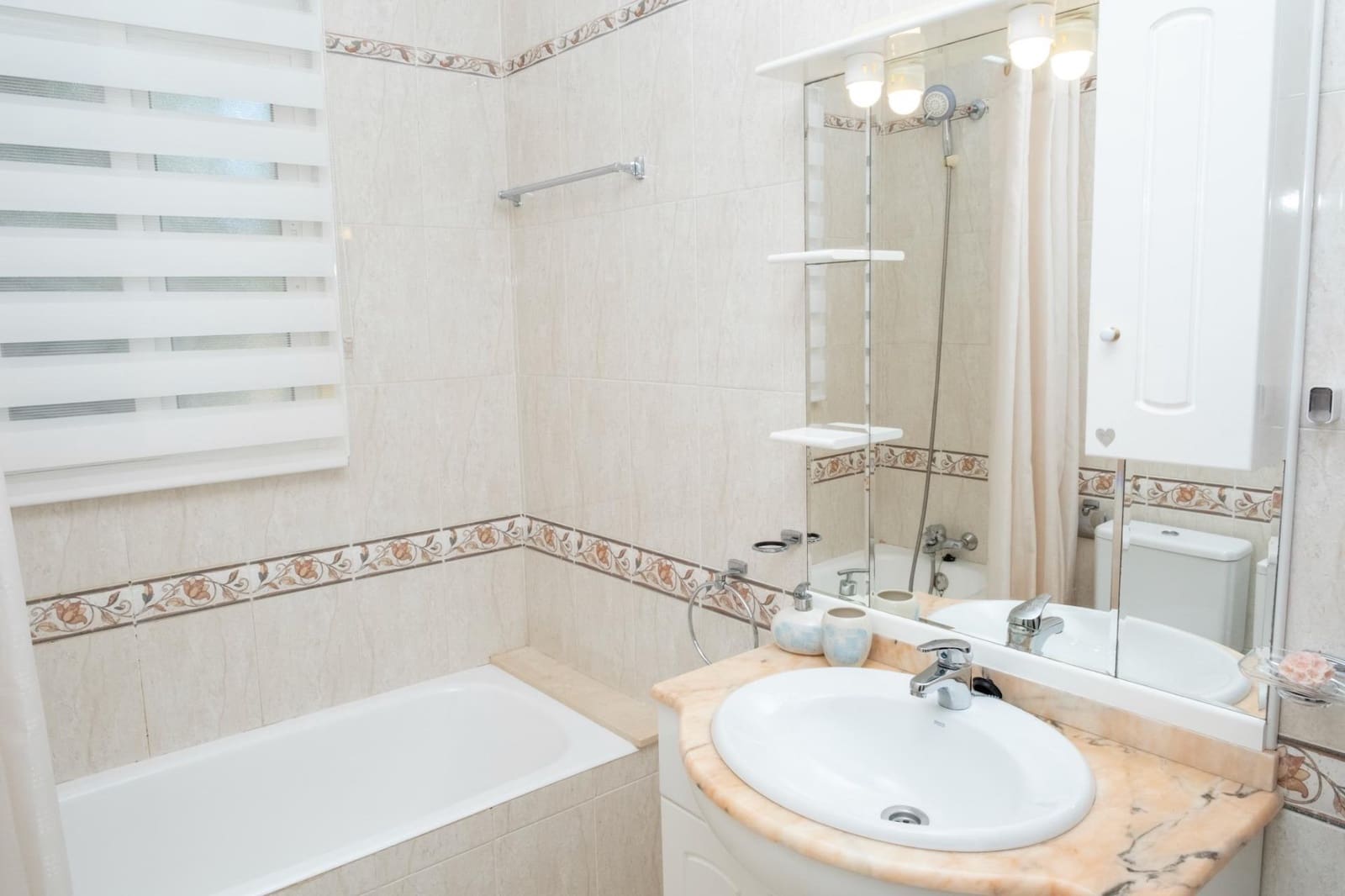 Chalet de 3 habitaciones en Doña Pepa en venta con piscina garaje - 449.900 € (Ref: 9950015)