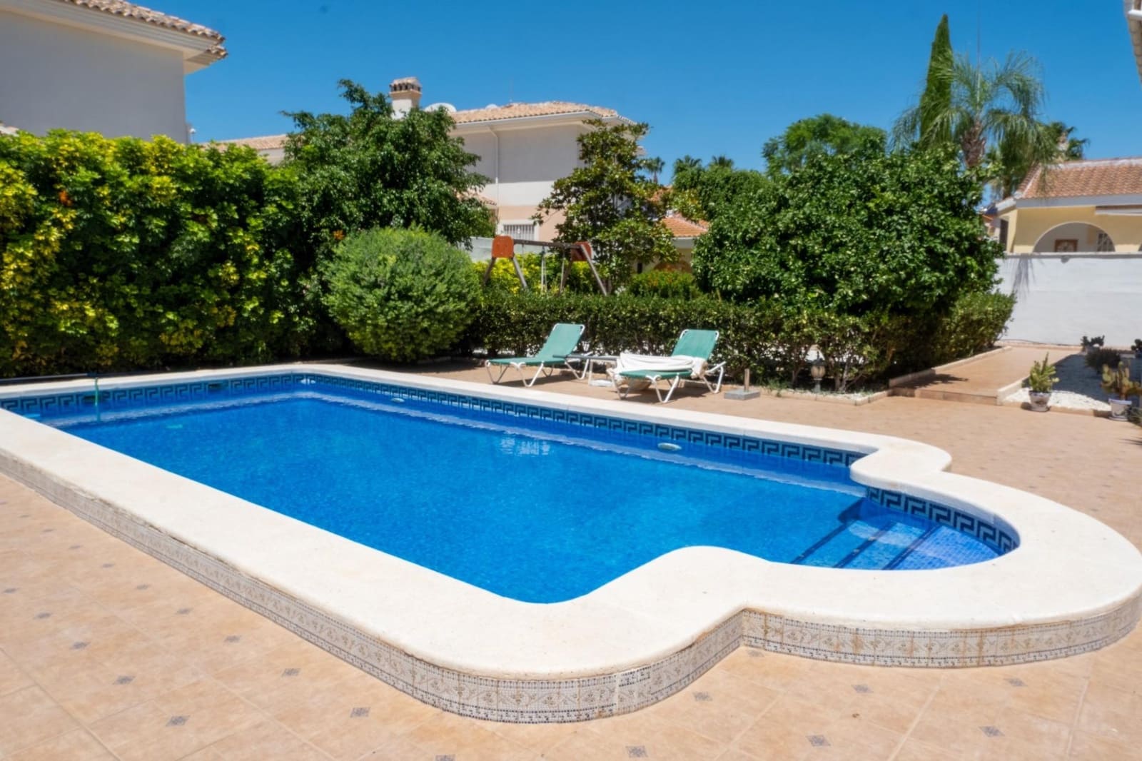 Chalet de 3 habitaciones en Doña Pepa en venta con piscina garaje - 449.900 € (Ref: 9950015)