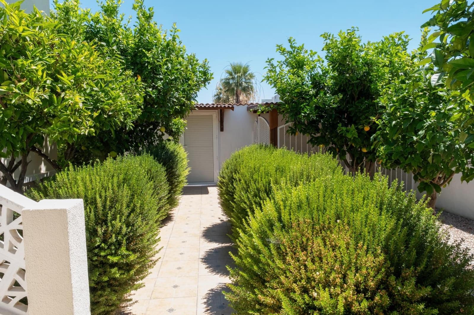 Chalet de 3 habitaciones en Doña Pepa en venta con piscina garaje - 449.900 € (Ref: 9950015)