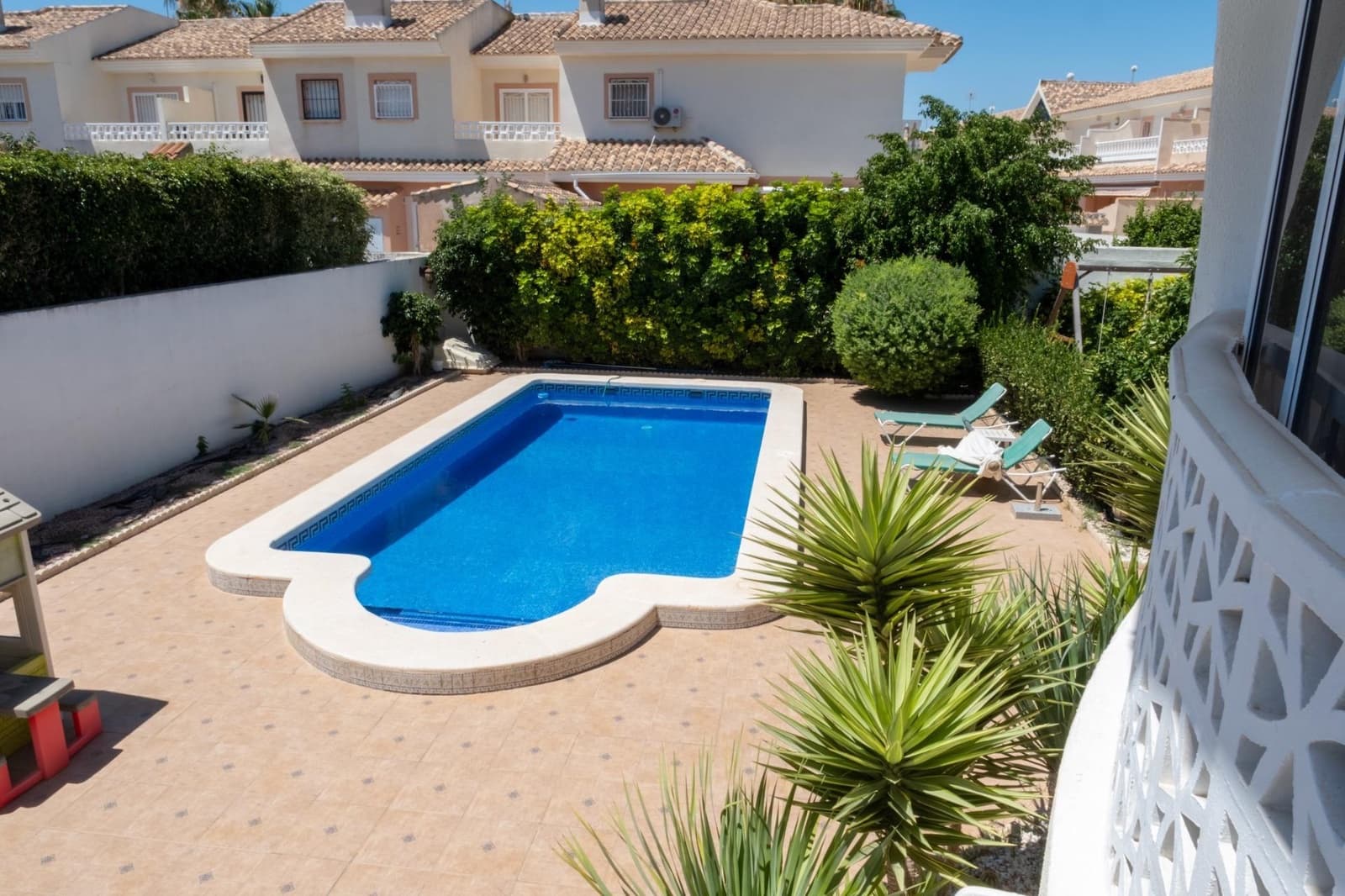 Chalet de 3 habitaciones en Doña Pepa en venta con piscina garaje - 449.900 € (Ref: 9950015)