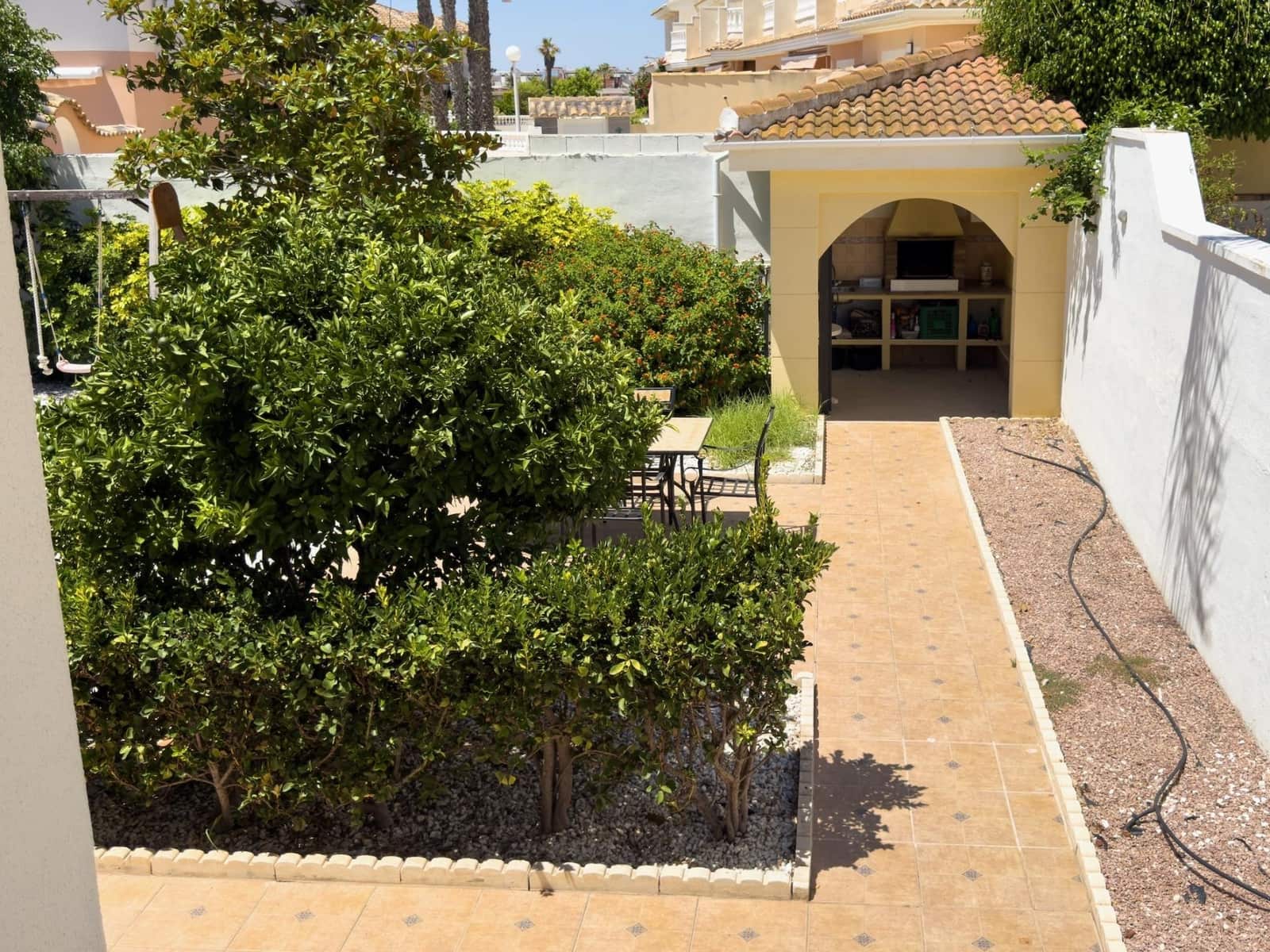 Chalet de 3 habitaciones en Doña Pepa en venta con piscina garaje - 449.900 € (Ref: 9950015)