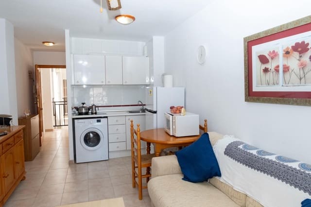 1 soverom Leilighet til salgs i La Mata, Torrevieja med svømmebasseng - € 140 000 (Ref: 9954417)