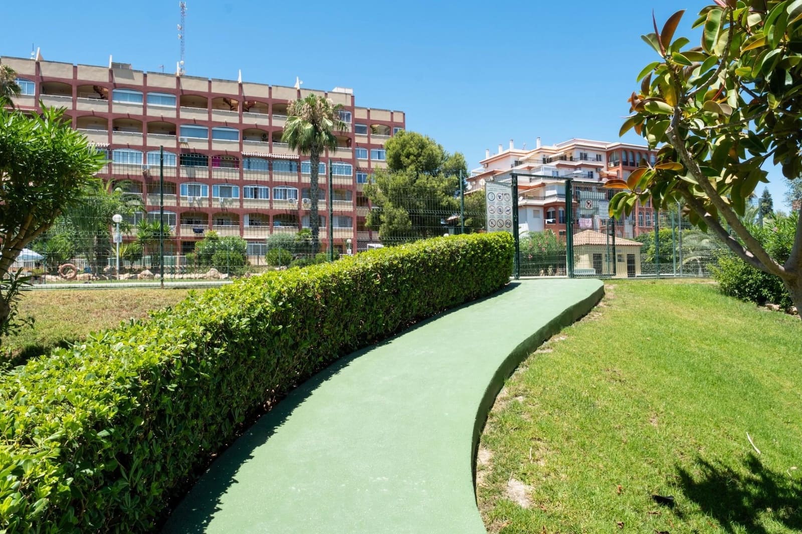 1 quarto Apartamento para venda em La Mata com piscina - 140 000 € (Ref: 9954417)