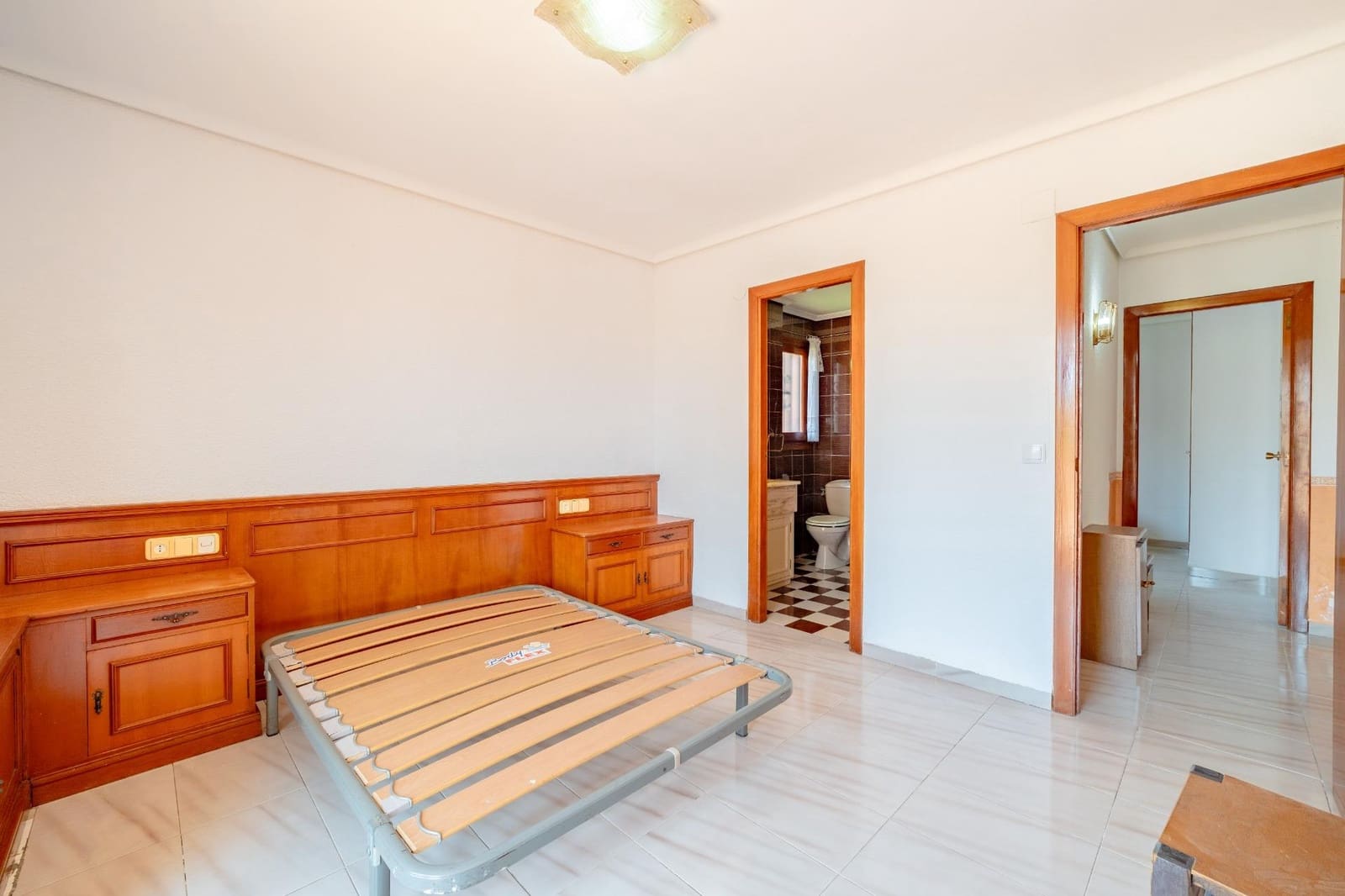 5 Zimmer Villa zu verkaufen in Benicassim mit Pool Garage - 750.000 € (Ref: 9959973)