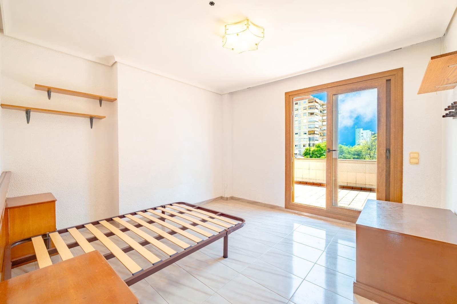 5 Zimmer Villa zu verkaufen in Benicassim mit Pool Garage - 750.000 € (Ref: 9959973)