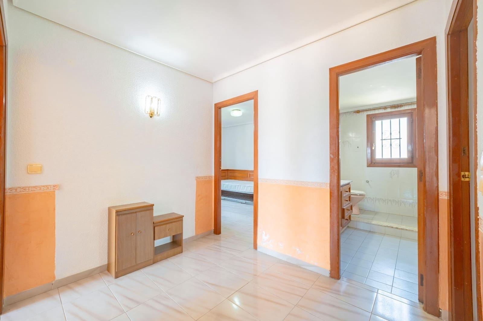 5 Zimmer Villa zu verkaufen in Benicassim mit Pool Garage - 750.000 € (Ref: 9959973)