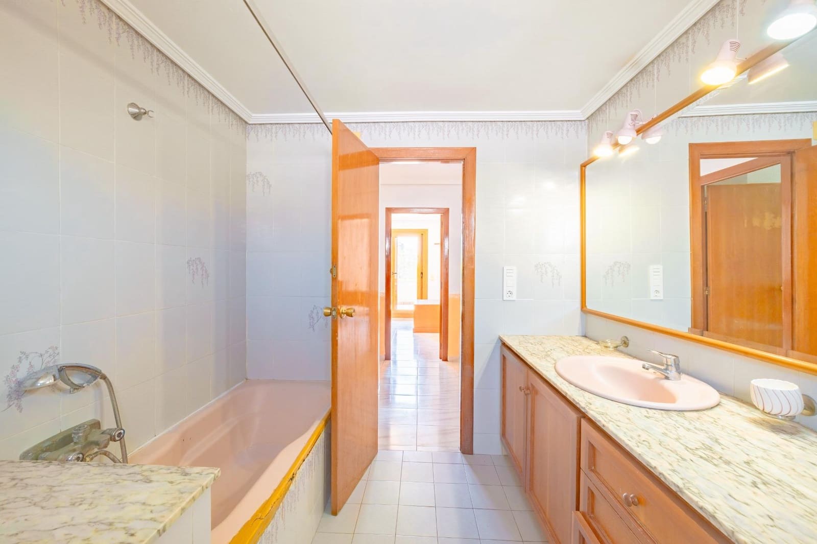 5 Zimmer Villa zu verkaufen in Benicassim mit Pool Garage - 750.000 € (Ref: 9959973)