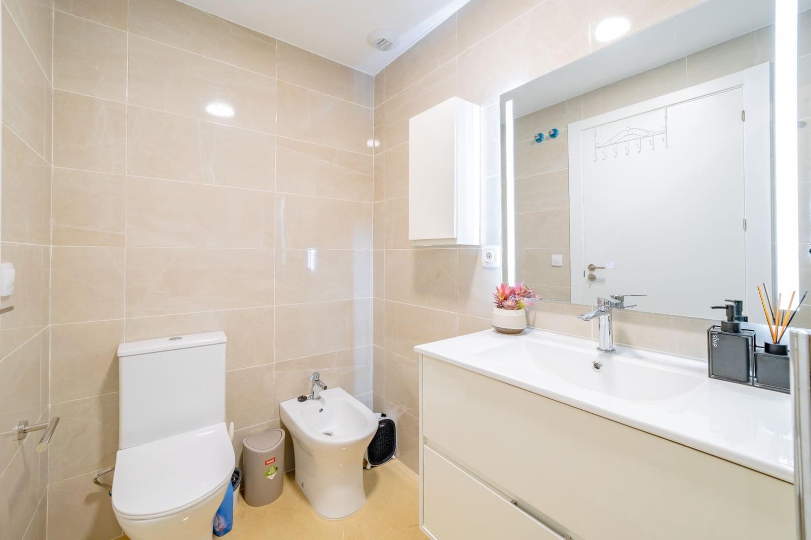 2 chambre Appartement à vendre à Cabanes avec piscine garage - 255 000 € (Ref: 9959975)