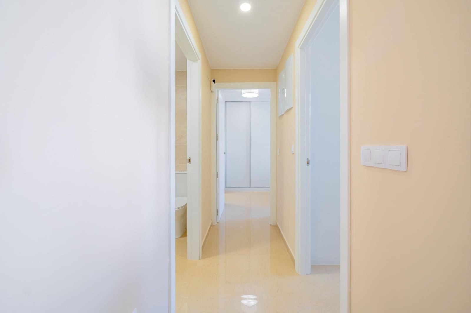 2 chambre Appartement à vendre à Cabanes avec piscine garage - 255 000 € (Ref: 9959975)