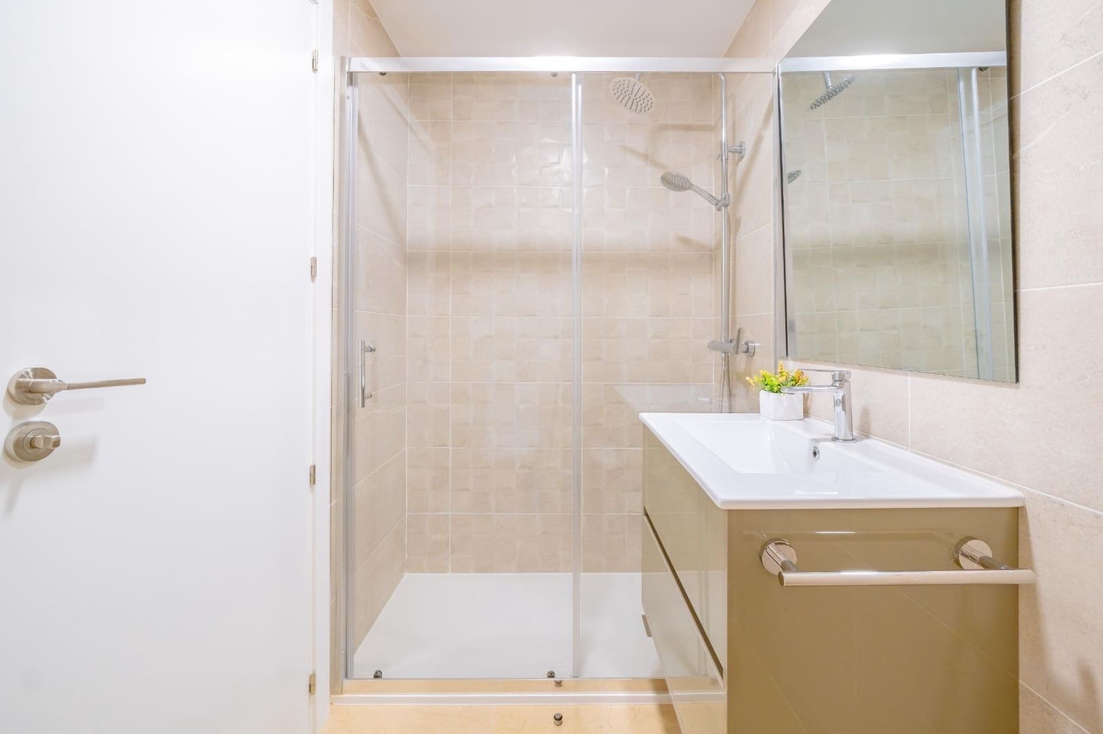 2 chambre Appartement à vendre à Cabanes avec piscine garage - 255 000 € (Ref: 9959975)