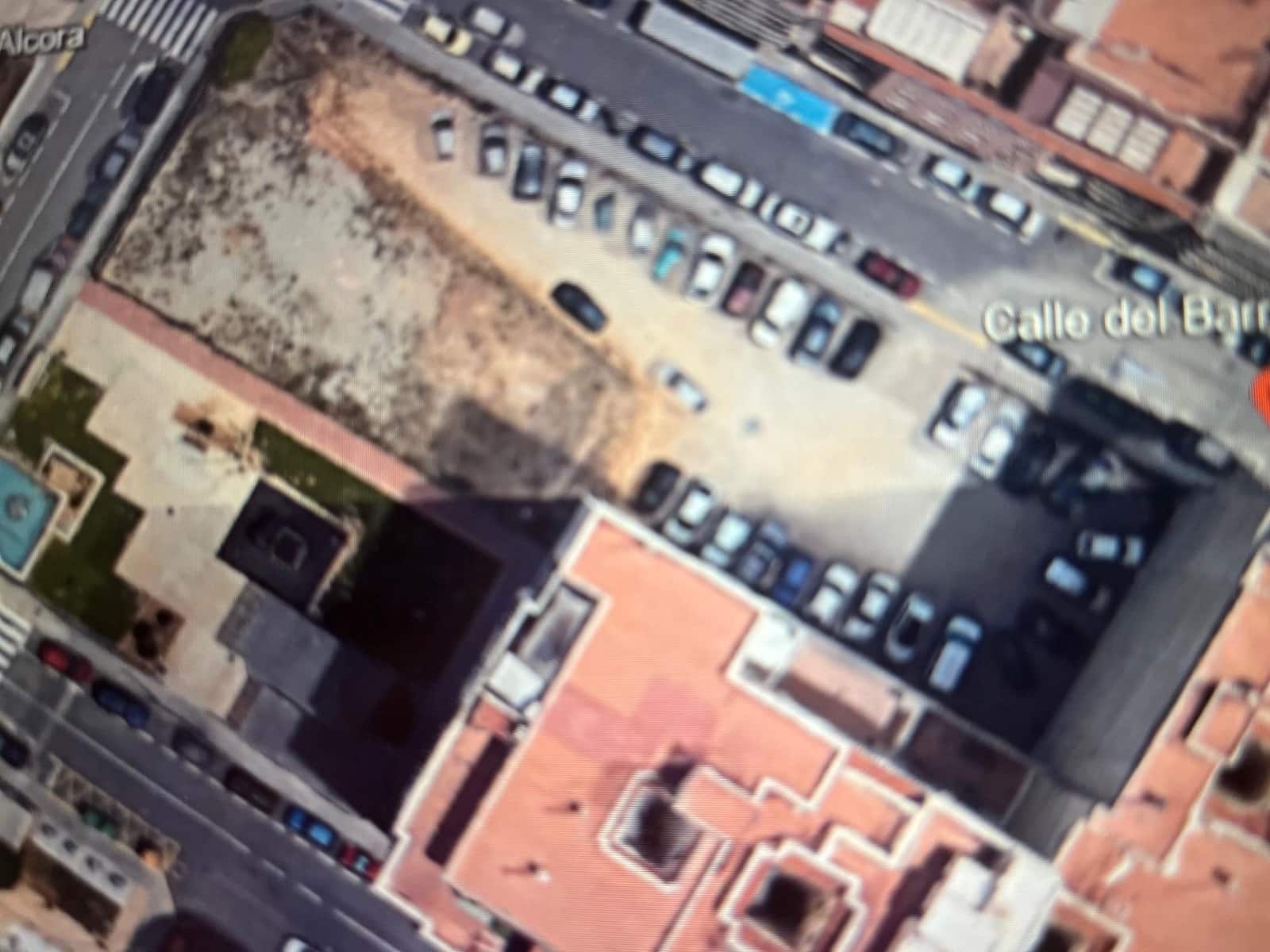 Building Plot for sale in L'Alcora - € 1,015,000 (Ref: 9959976)