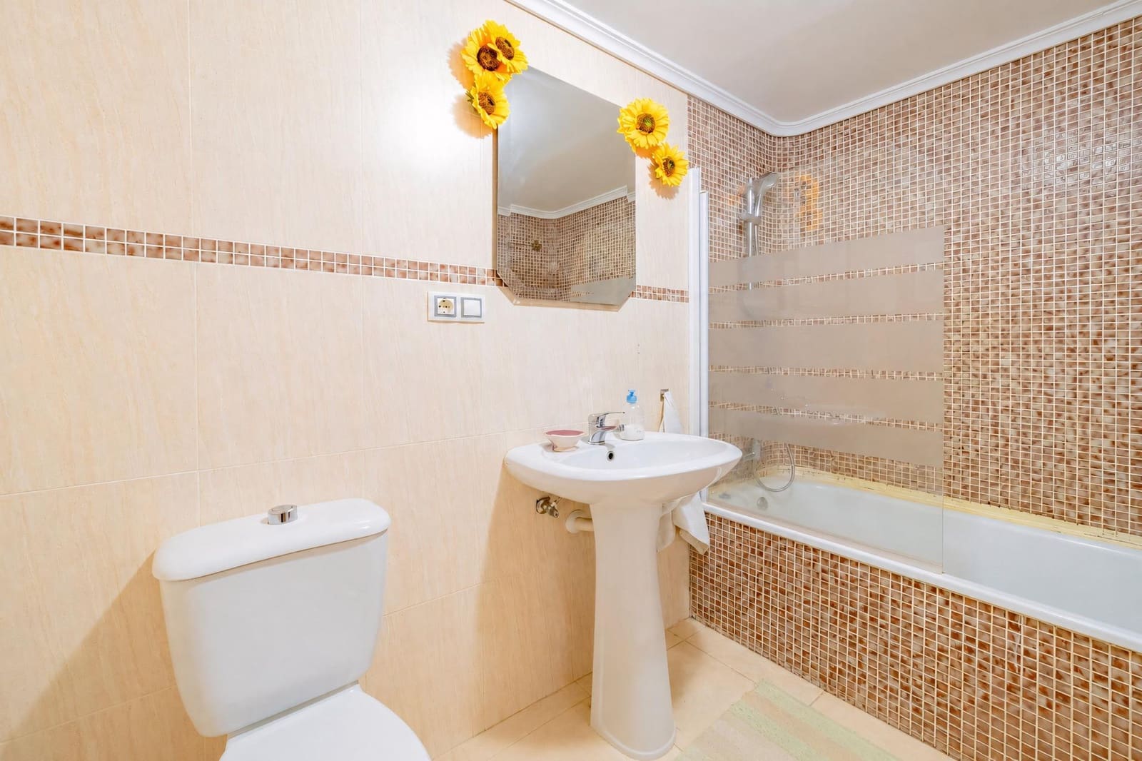3 camera da letto Villetta a Schiera in vendita in Almassora / Almazora con piscina - 139.000 € (Rif: 9990878)