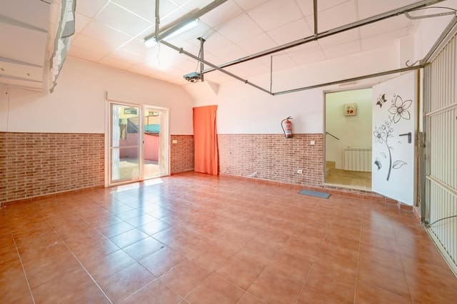 4 soverom Rekkehus til salgs i La Pobla Tornesa med garasje - € 230 000 (Ref: 9990879)
