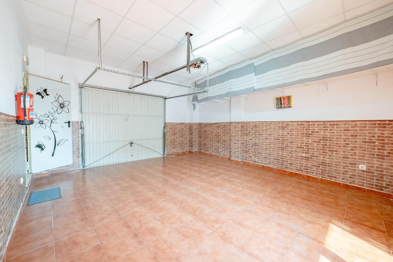 4 slaapkamer Rijtjeshuis te koop in La Pobla Tornesa met garage - € 215.000 (Ref: 9990879)