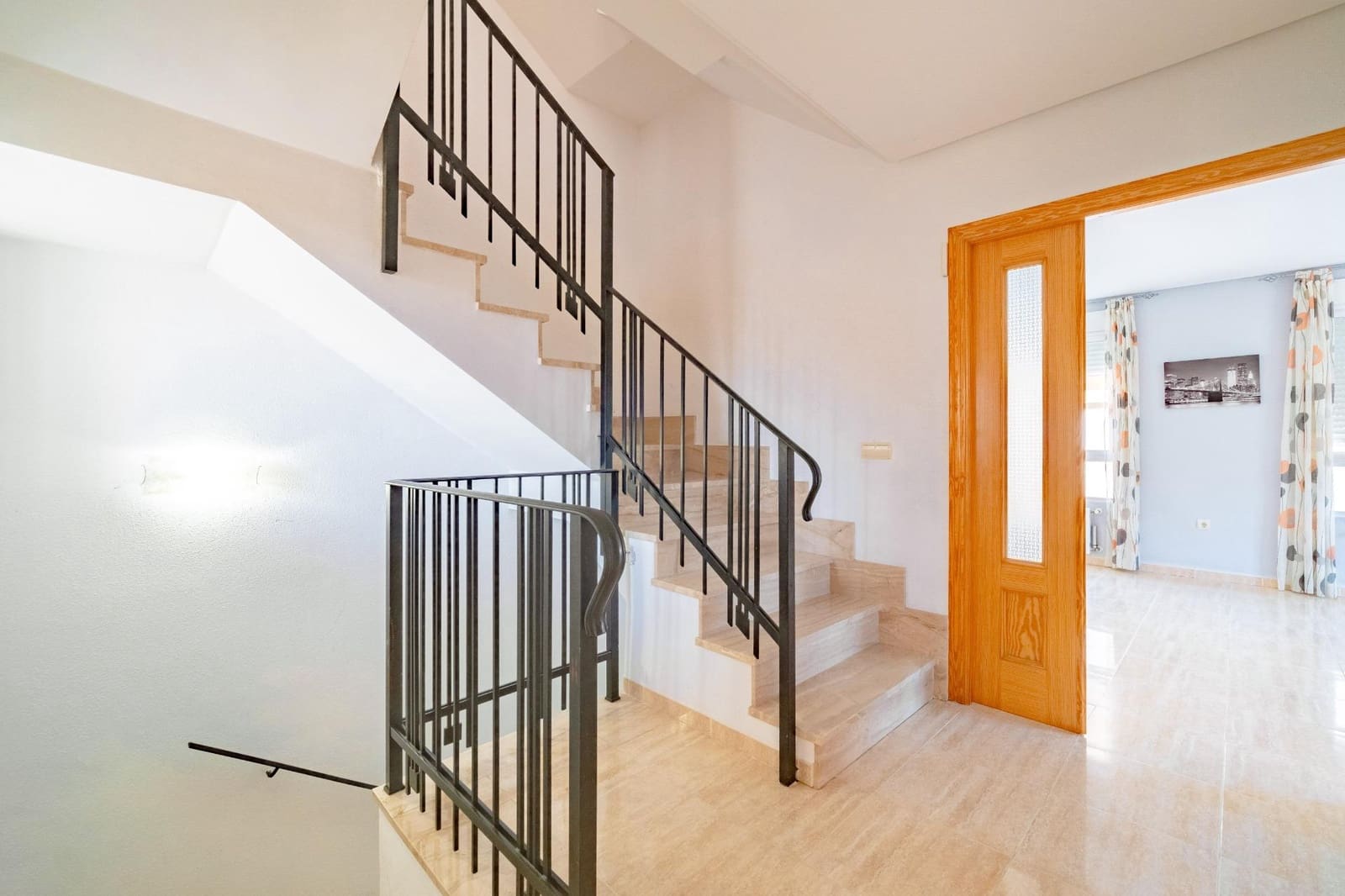 4 slaapkamer Rijtjeshuis te koop in La Pobla Tornesa met garage - € 215.000 (Ref: 9990879)
