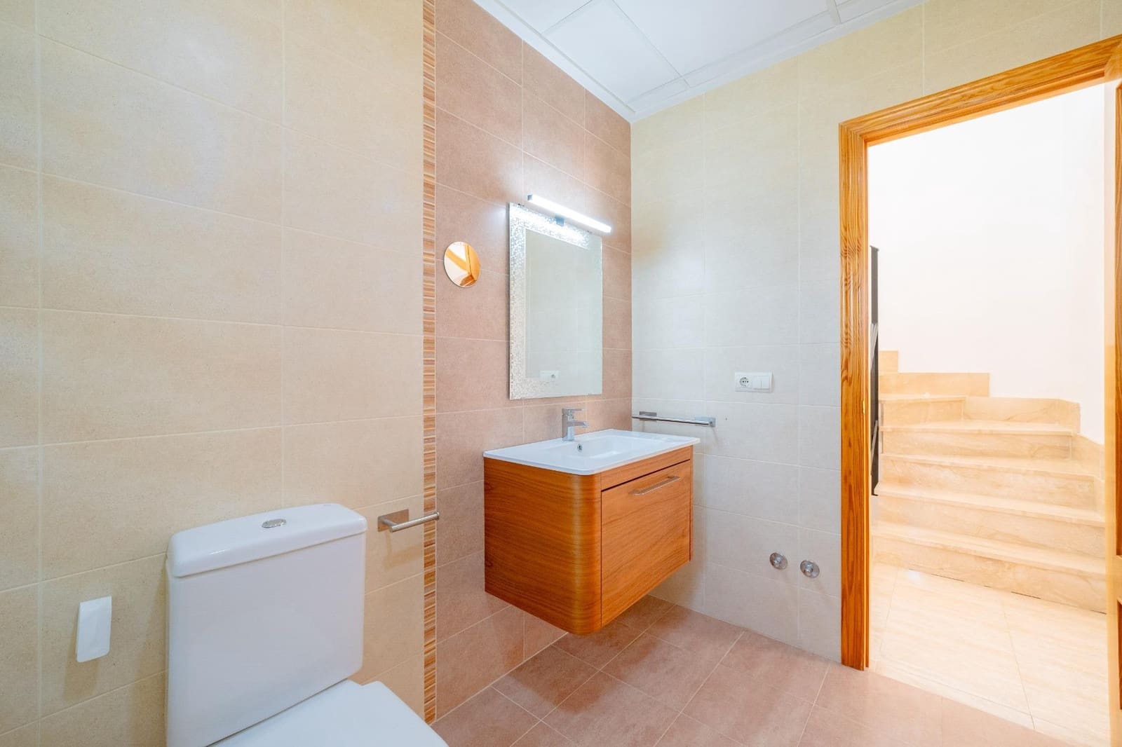 4 slaapkamer Rijtjeshuis te koop in La Pobla Tornesa met garage - € 215.000 (Ref: 9990879)