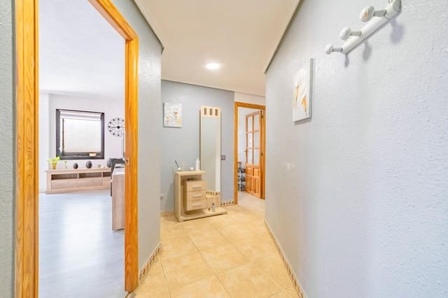 3 soveværelse Lejlighed til salg i Oropesa  - € 145.000 (Ref: 9990880)
