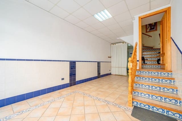 4 soverom Villa til salgs i Norte, Castelló de la Plana med garasje - € 327 000 (Ref: 9990882)