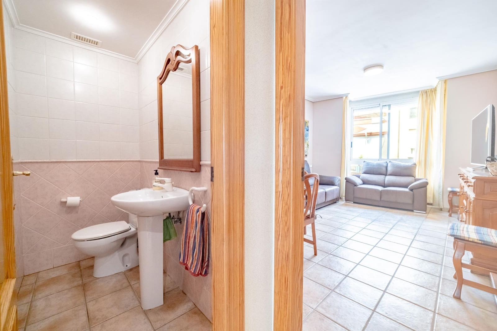 4 soverom Villa til salgs i Castello de la Plana med garasje - € 327 000 (Ref: 9990882)