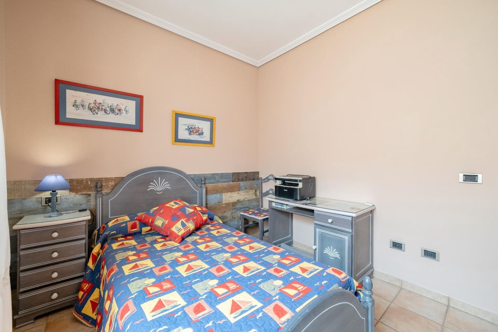 4 soverom Villa til salgs i Castello de la Plana med garasje - € 327 000 (Ref: 9990882)