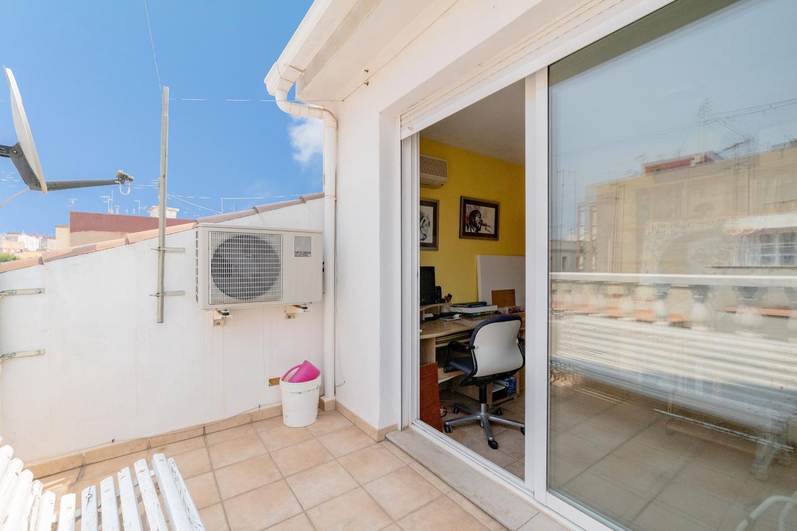 4 soverom Villa til salgs i Castello de la Plana med garasje - € 327 000 (Ref: 9990882)