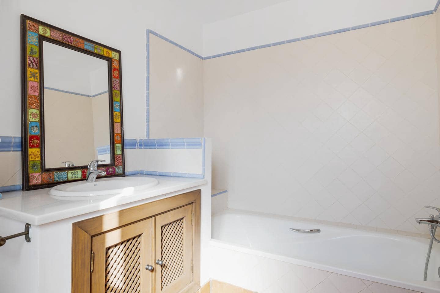 4 quarto Moradia para venda em San Pedro de Alcantara com piscina garagem - 949 000 € (Ref: 8976624)