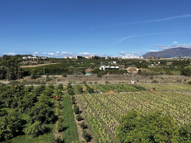 2 bedroom Villa for sale in Cancelada, Estepona with pool garage - € 370,500 (Ref: 8976776)